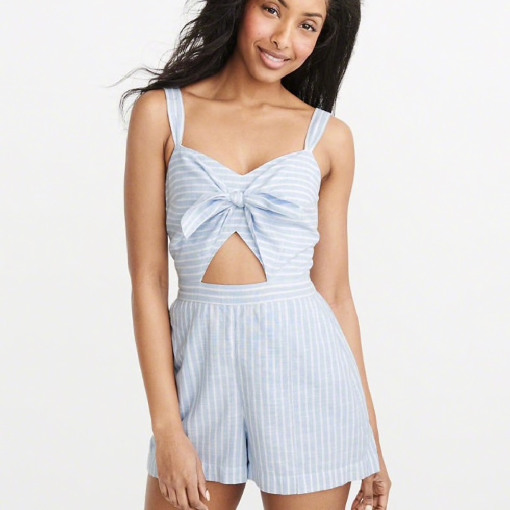Abercrombie knot front romper in blue stripe